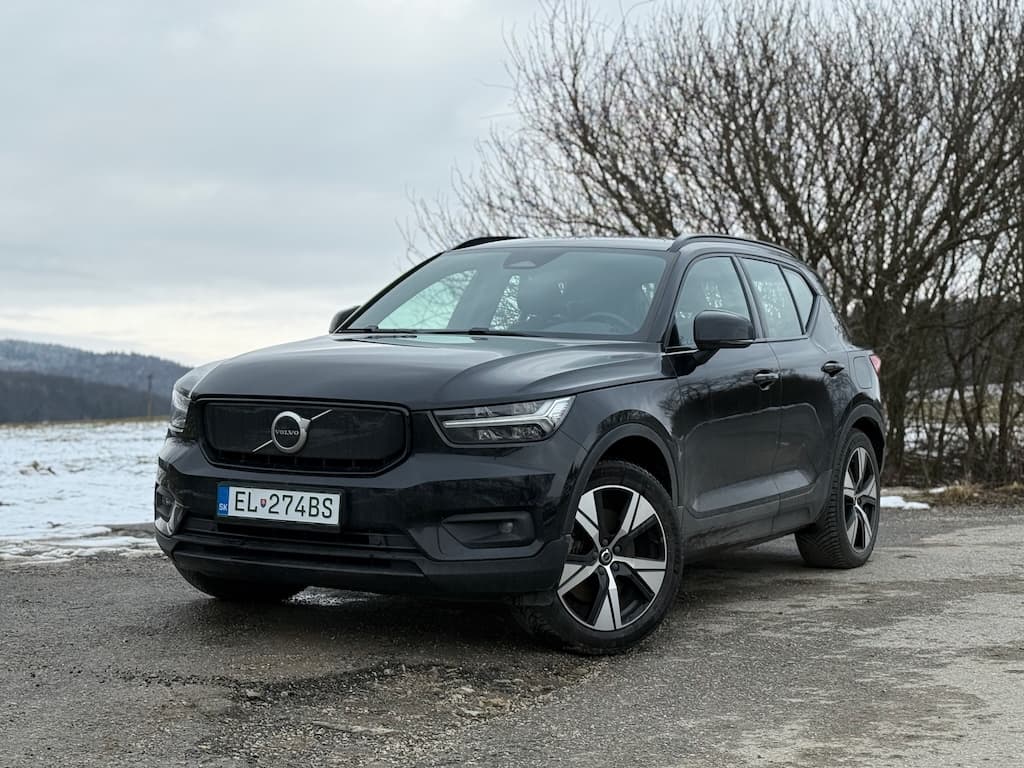 Volvo XC40 Recharge - foto 1